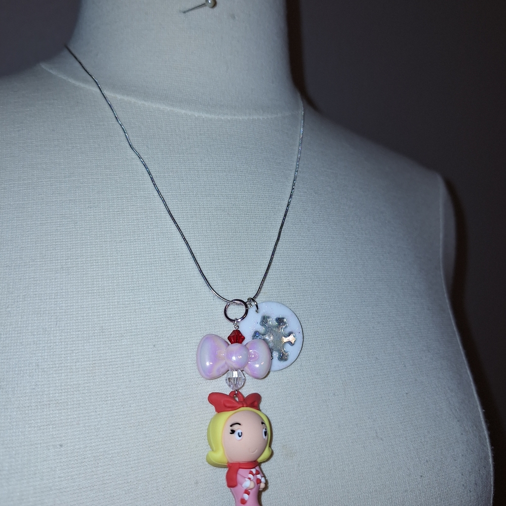Cindy LOU WHO grinch Charming Silver and Pink Necklace with Doll Pendant